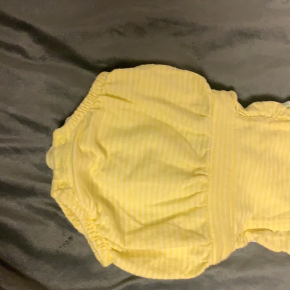 Cat & Jack and Laura Ashley onesie romper - Picture 4 of 9